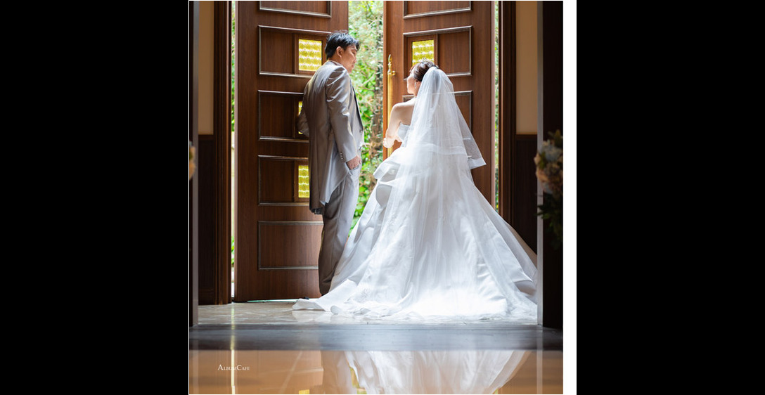 18頁目：結婚式アルバム