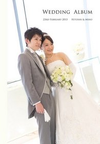 十字架の向こうに名古屋の町並みが見える絶景が望む、ルーセントマリアージュタワーでの結婚式です